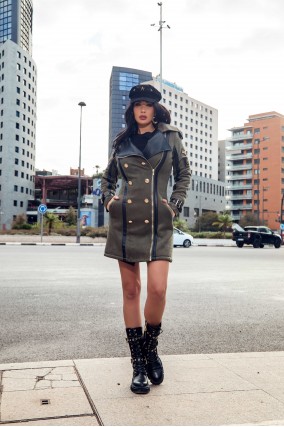 ABRIGO VERDE CAMALEÓNICA BY...